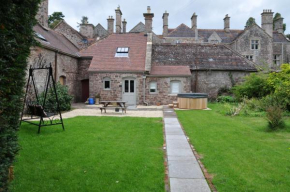 Cecile's Cottage at Cefn Tilla Court, Usk